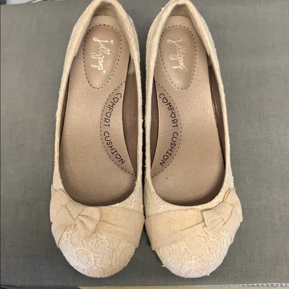 Jellypop sz.8.5M Cream Ivory Lace Shoe